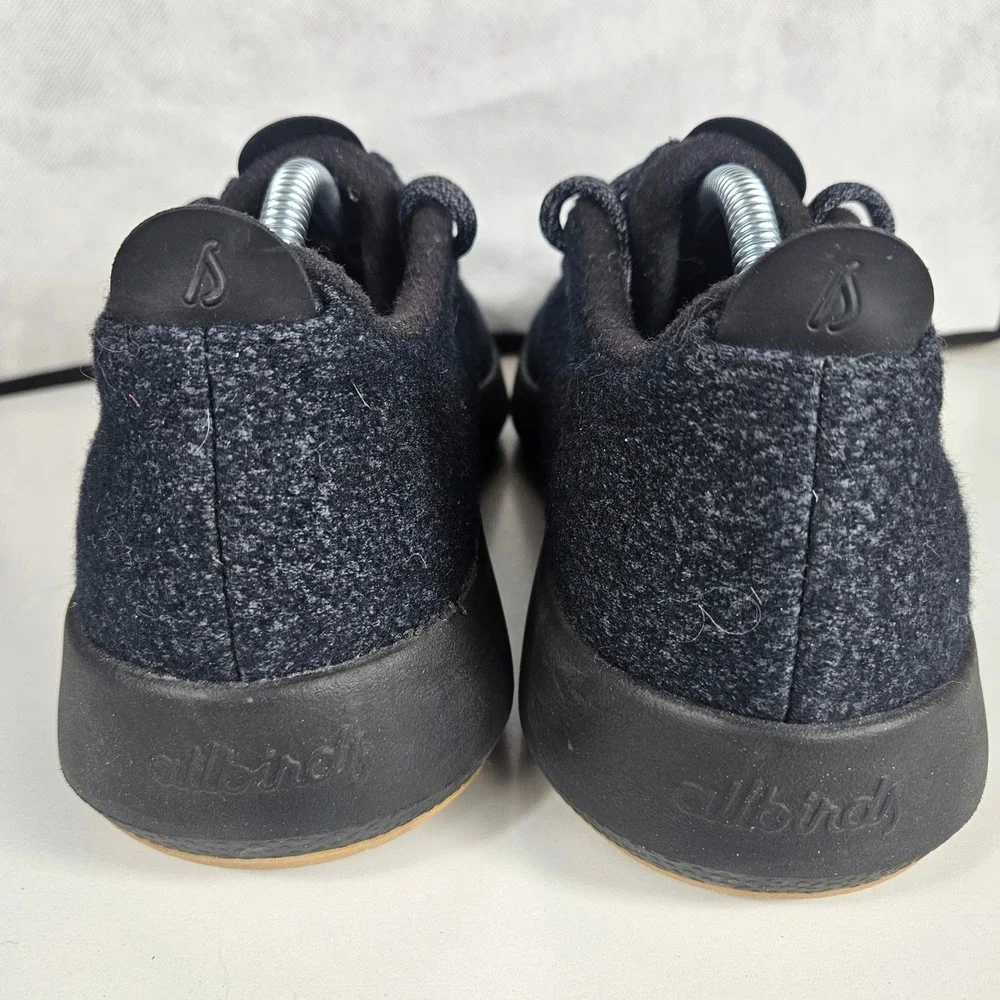 Allbirds Wool Runner Mizzles Mens 10 True Black Gum Sole Sneakers WRM M10